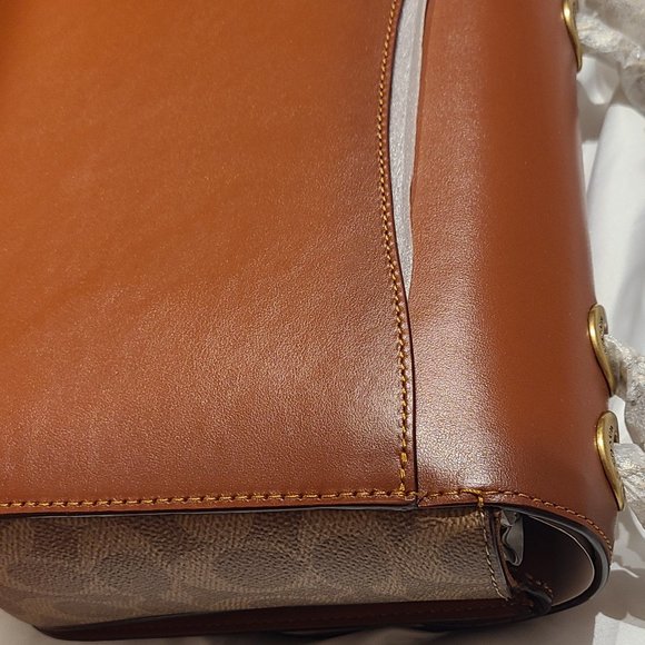 NWT Coach Madison shoulder  bag in regular size tan rust and signature canevas - Picture 15 of 16